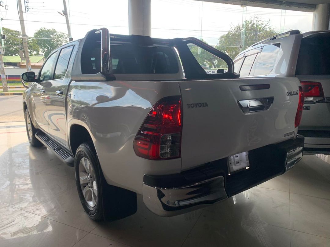 TOYOTA HILUX DOUBLE CAB 4×4 – Lota Automotive Kenya